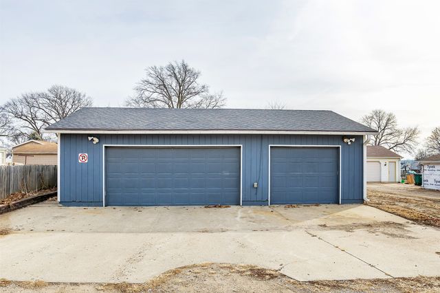 630 Market Street, Carlisle, IA 50047