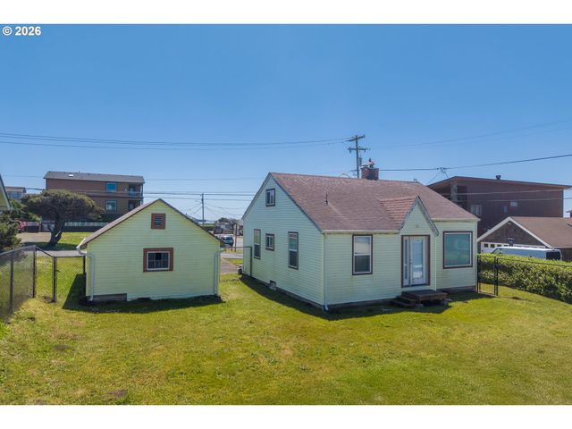 1509 Nw 39TH St, Lincoln City, OR 97367