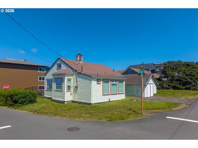 1509 Nw 39TH St, Lincoln City, OR 97367