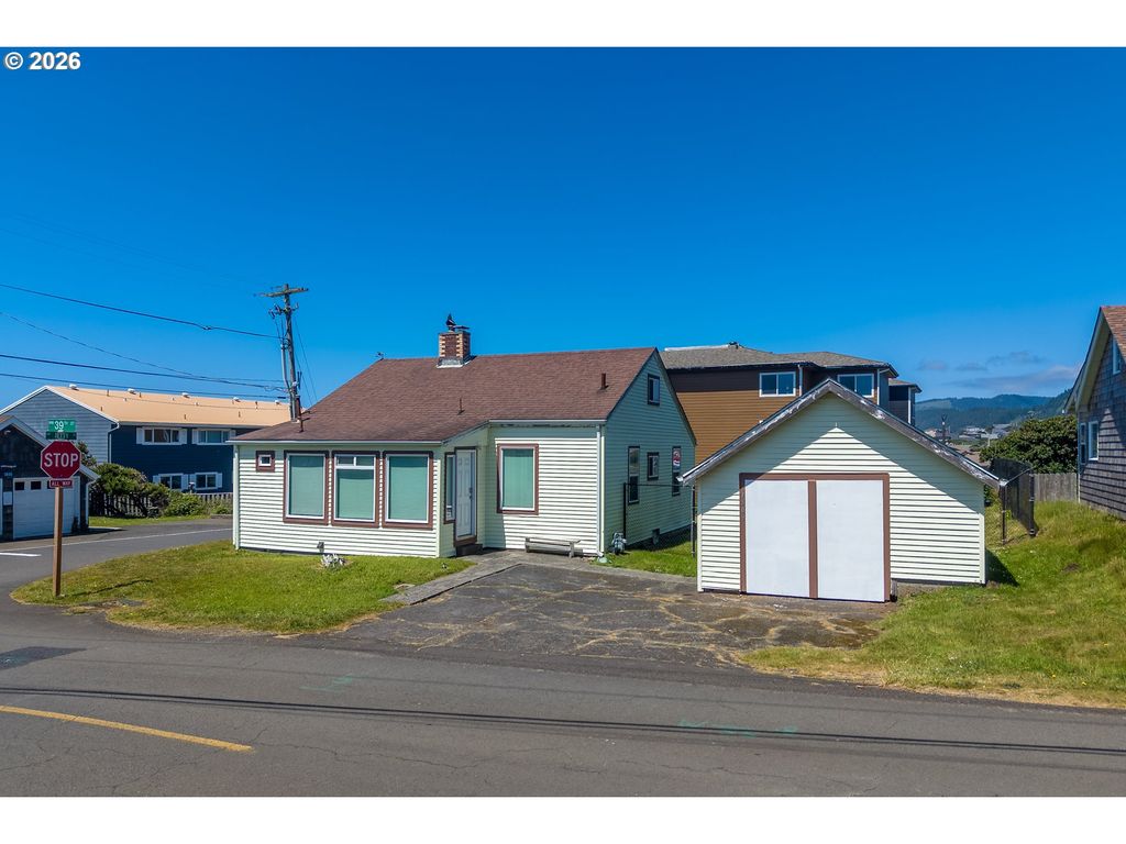 1509 Nw 39TH St, Lincoln City, OR 97367