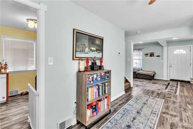211 Olmstead Avenue, Lancaster, NY 14043