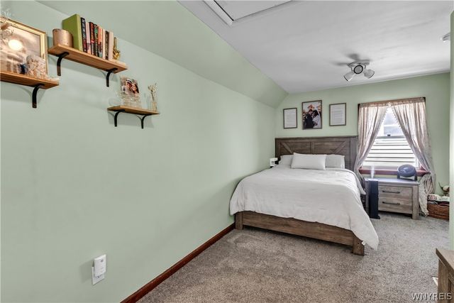 211 Olmstead Avenue, Lancaster, NY 14043