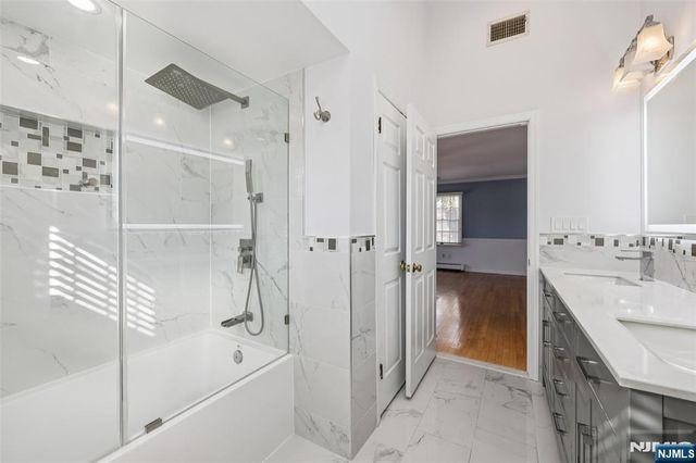 520 Hillcrest Road, Ridgewood, NJ 07450