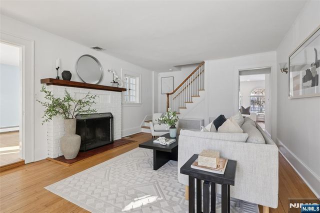 520 Hillcrest Road, Ridgewood, NJ 07450