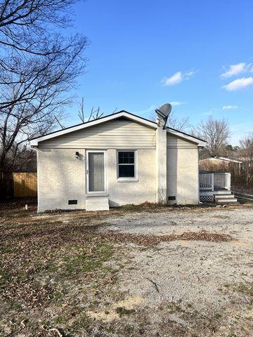 811 Southside Dr, Mcminnville, TN 37110