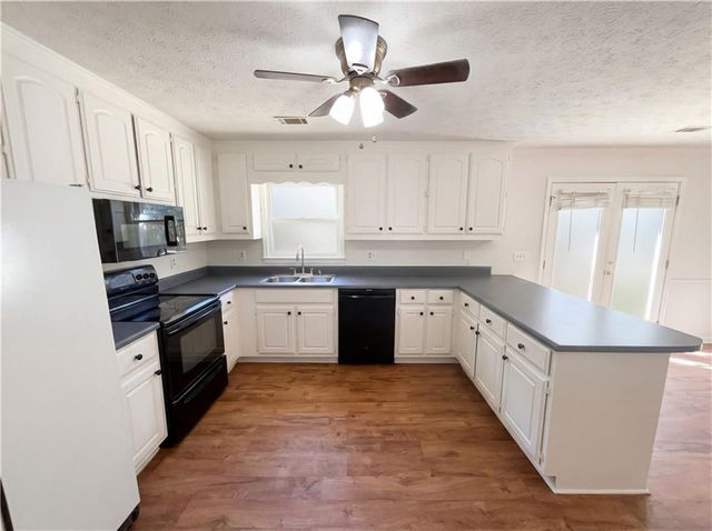 125 Bentley Place Way, Covington, GA 30016