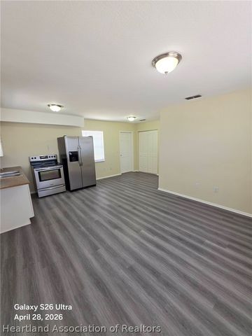821 Grand Avenue, Sebring, FL 33870