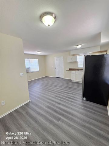 821 Grand Avenue, Sebring, FL 33870
