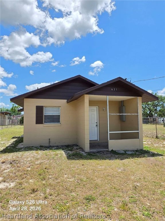 821 Grand Avenue, Sebring, FL 33870