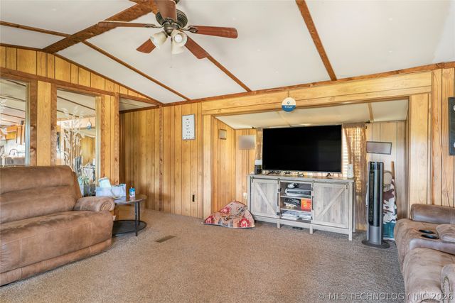 289 Kickapoo, Indianola, OK 74501
