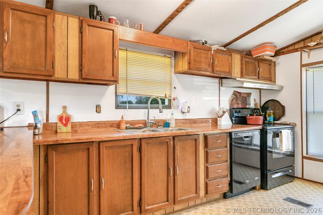 289 Kickapoo, Indianola, OK 74501