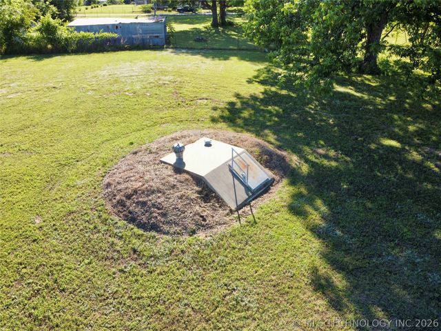 289 Kickapoo, Indianola, OK 74501