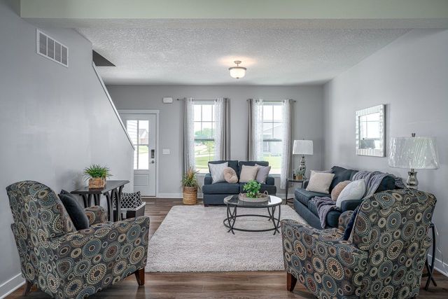 1120 Eagles Crest Drive, Davenport, IA 52804