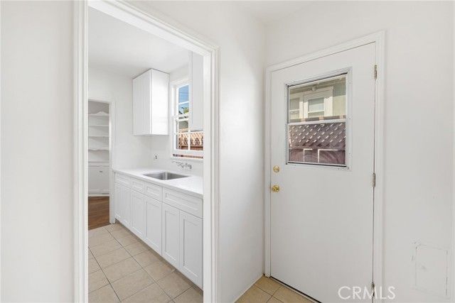 1367 N Mentor Avenue, Pasadena, CA 91104