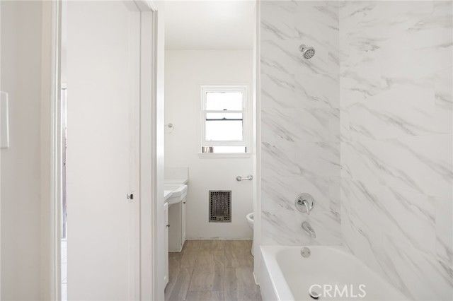 1367 N Mentor Avenue, Pasadena, CA 91104