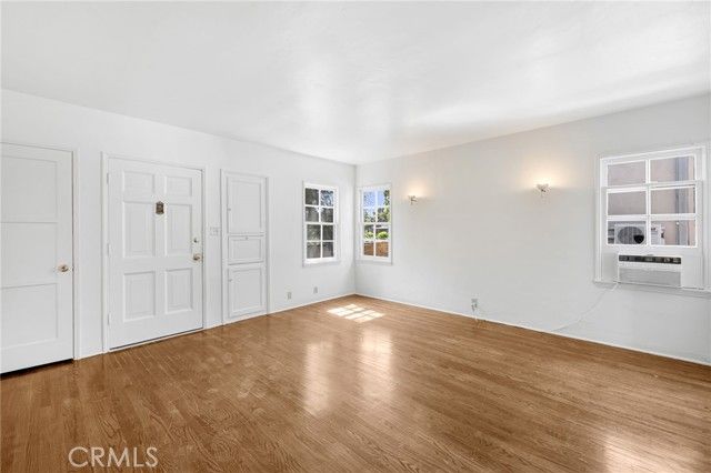 1367 N Mentor Avenue, Pasadena, CA 91104