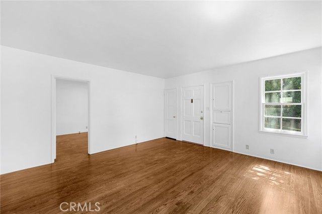 1367 N Mentor Avenue, Pasadena, CA 91104