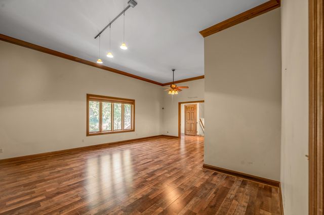 120 Holly Hill Drive, Richmond, KY 40475