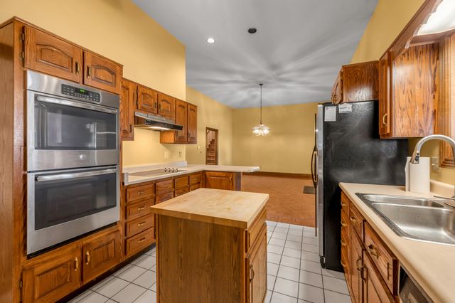 120 Holly Hill Drive, Richmond, KY 40475