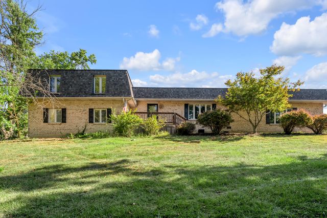 120 Holly Hill Drive, Richmond, KY 40475