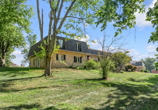 120 Holly Hill Drive, Richmond, KY 40475