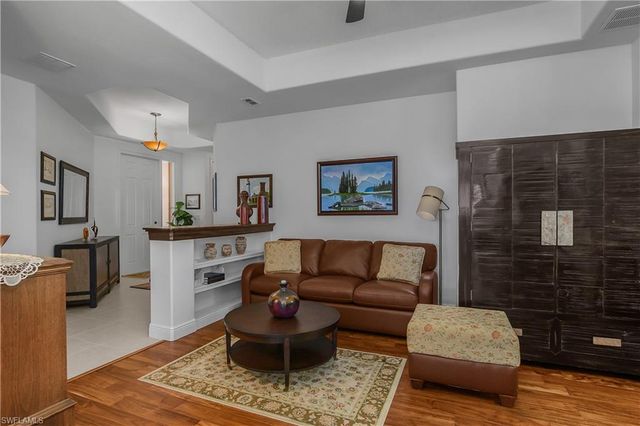 6434 Legacy CIR 401, Naples, FL 34113