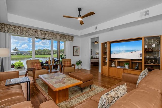 6434 Legacy CIR 401, Naples, FL 34113
