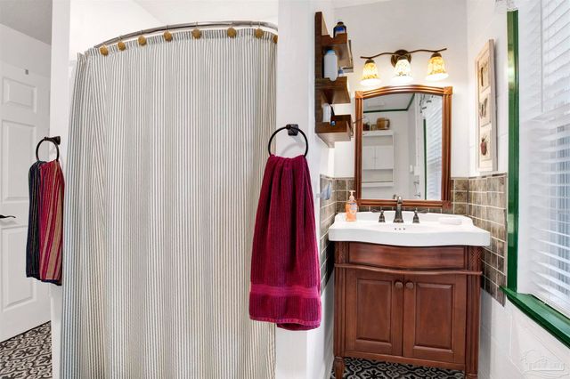 14265 Gorham Rd, Pensacola, FL 32507