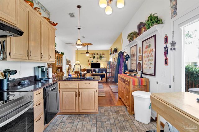 14265 Gorham Rd, Pensacola, FL 32507