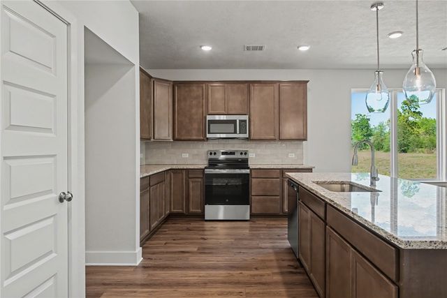 7638 Charles Branch Lane, Anderson, TX 77830