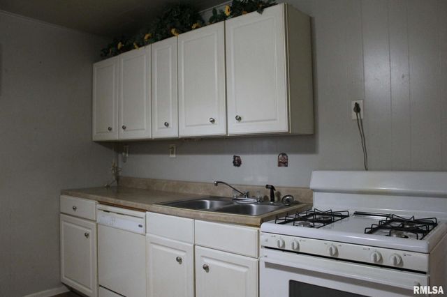 817 N 6TH Street, Mt Vernon, IL 62864