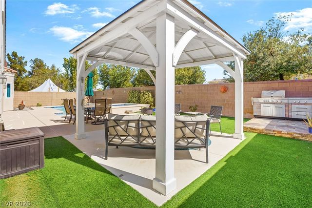 8807 Tangerine Sky Avenue, Las Vegas, NV 89178