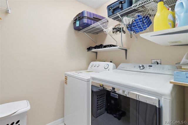 685 E Savoy Street, Lecanto, FL 34461