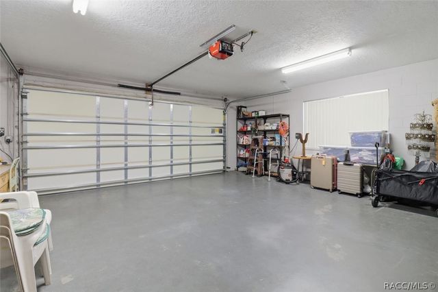 685 E Savoy Street, Lecanto, FL 34461