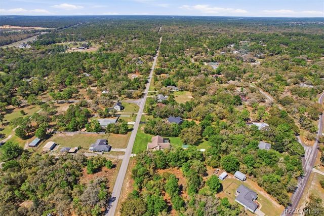 685 E Savoy Street, Lecanto, FL 34461