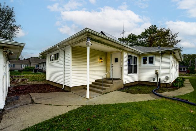 521 Cowles Avenue, Joliet, IL 60435