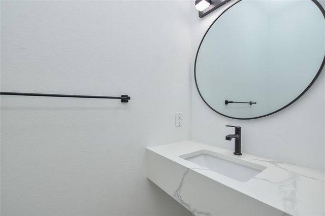 7103 Bennett Ave 1, Austin, TX 78752