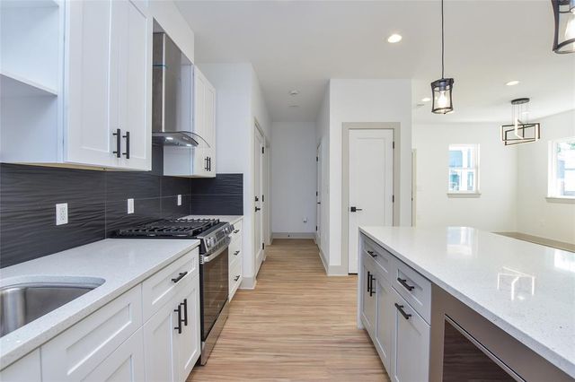 7103 Bennett Ave 1, Austin, TX 78752