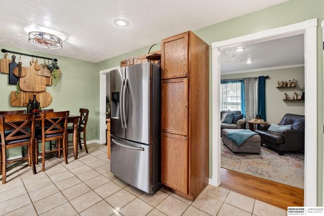 9157 Meadow Drive, Omaha, NE 68114