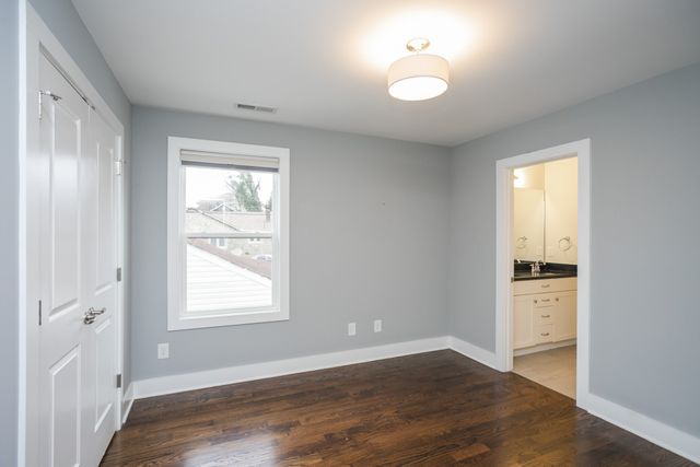 2020 14th Ave, N, Nashville, TN 37208