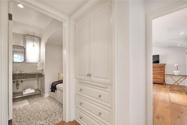 5590 E The Toledo, Long Beach, CA 90803