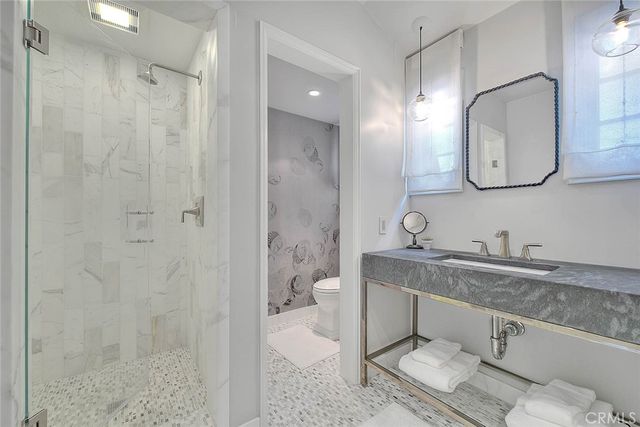 5590 E The Toledo, Long Beach, CA 90803