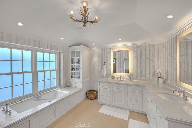 5590 E The Toledo, Long Beach, CA 90803