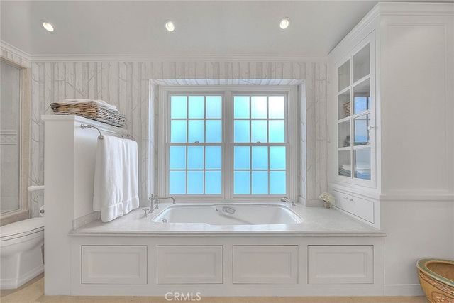 5590 E The Toledo, Long Beach, CA 90803