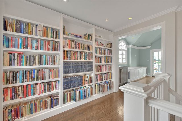 5590 E The Toledo, Long Beach, CA 90803