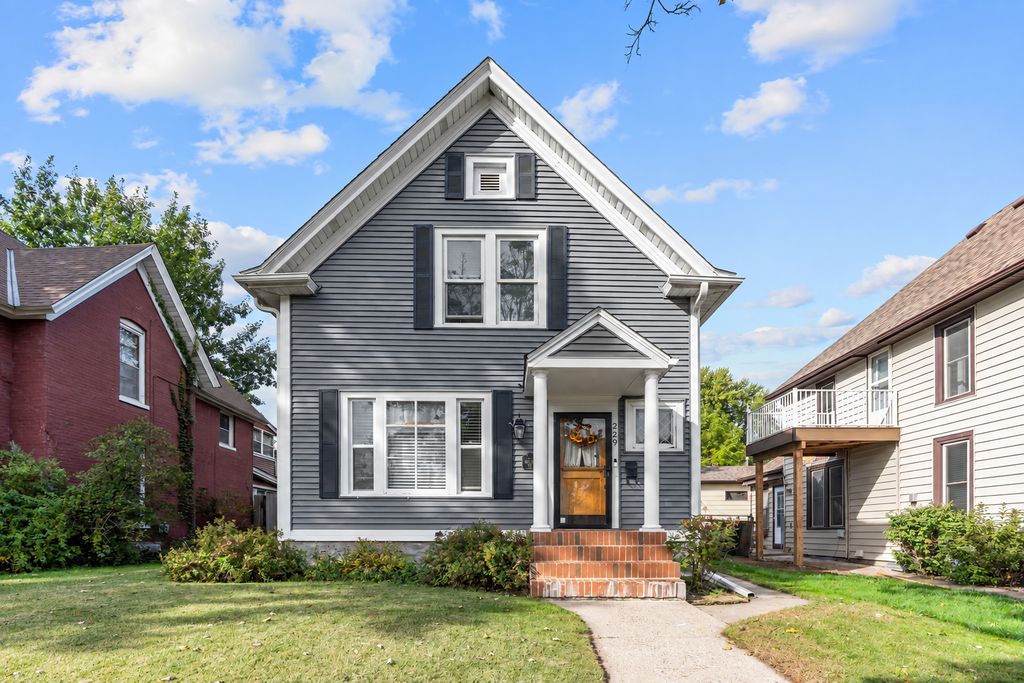229 4th Avenue N, South Saint Paul, MN 55075 — exterior
