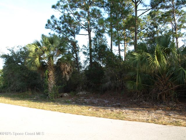 3291 Wesday Road SE, Palm Bay, FL 32909