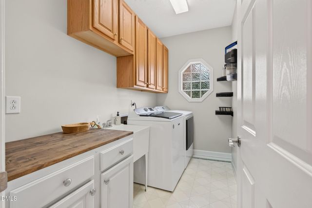 9245 Chickapee Drive, Linden, NC 28356