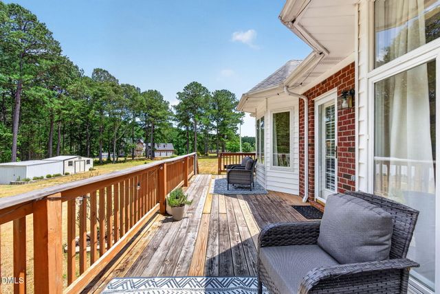 9245 Chickapee Drive, Linden, NC 28356