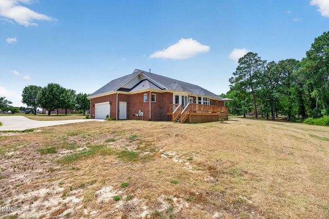 9245 Chickapee Drive, Linden, NC 28356